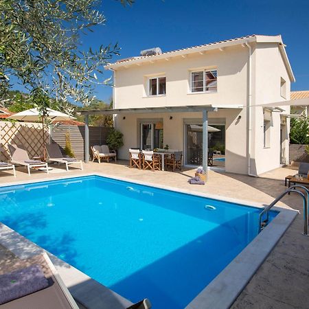Grappolo Lefkada Villas - Vilana Ideal For Families And Small Groups Apolpaina Bagian luar foto