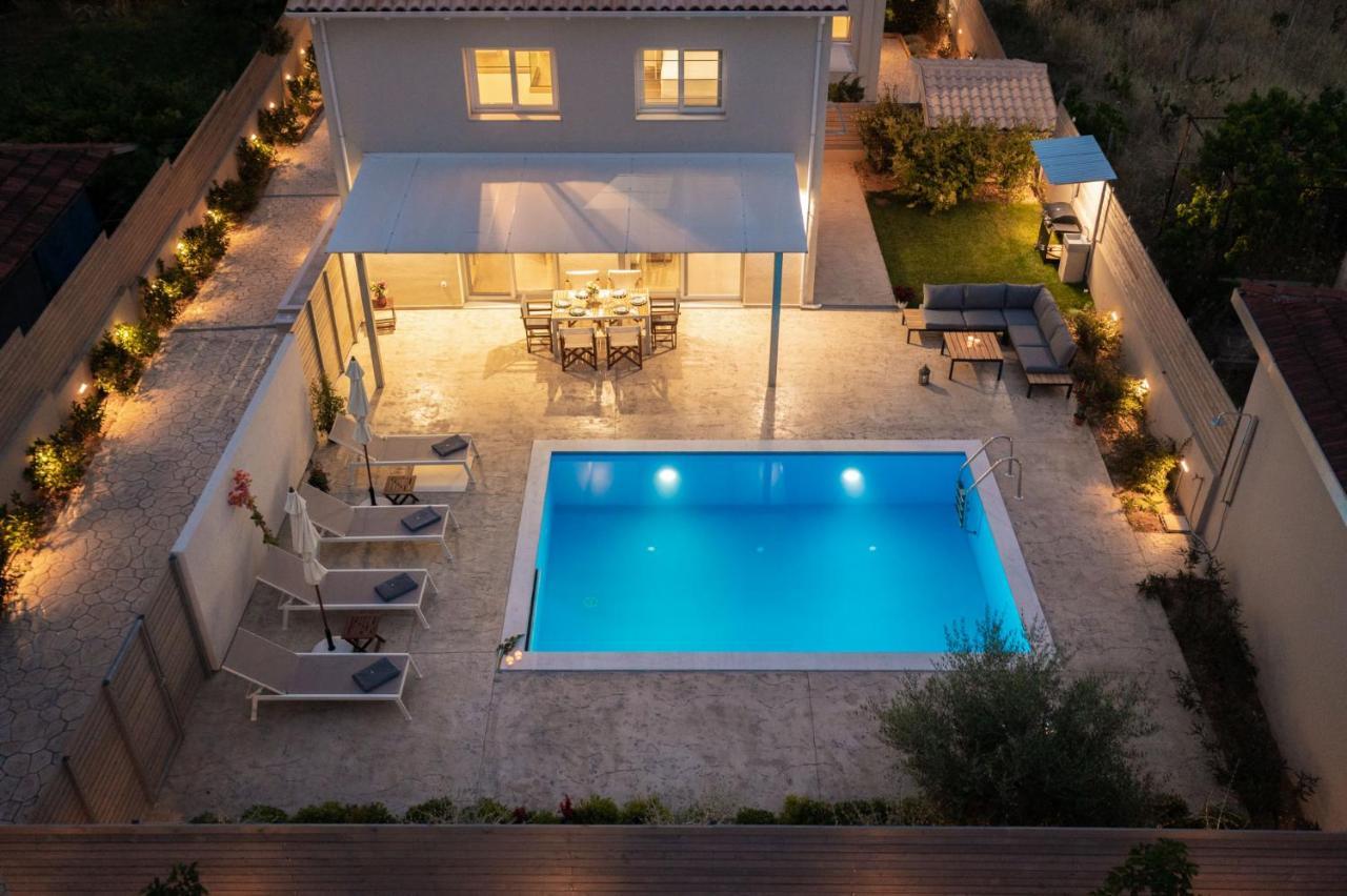 Grappolo Lefkada Villas - Vilana Ideal For Families And Small Groups Apolpaina Bagian luar foto