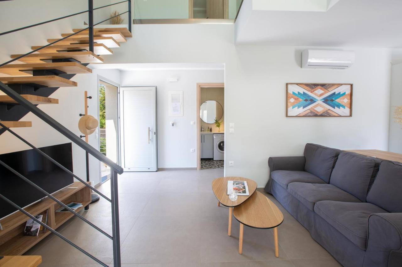 Grappolo Lefkada Villas - Vilana Ideal For Families And Small Groups Apolpaina Bagian luar foto