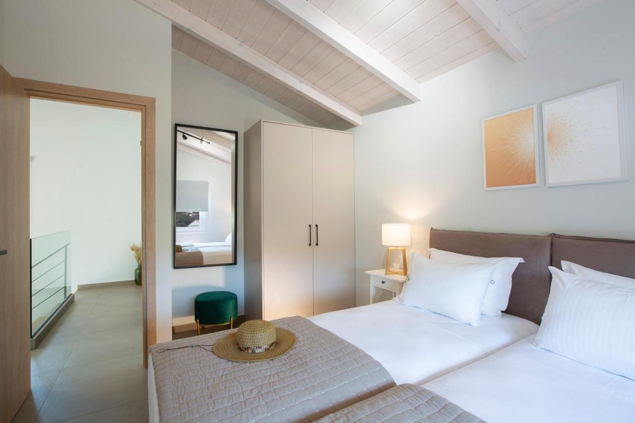Grappolo Lefkada Villas - Vilana Ideal For Families And Small Groups Apolpaina Bagian luar foto